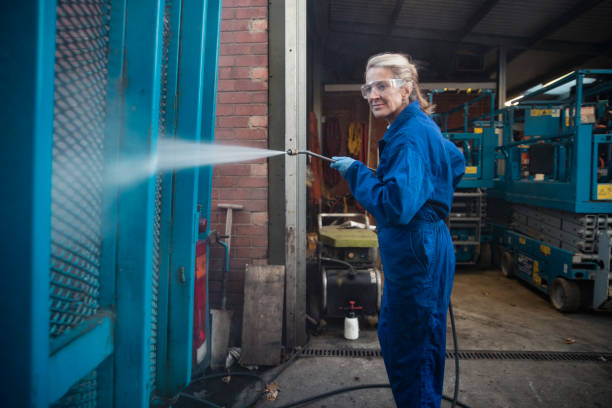 Why Choose Our Certified Pressure Washing Experts for Your Project Needs in Four Bridges, OH?